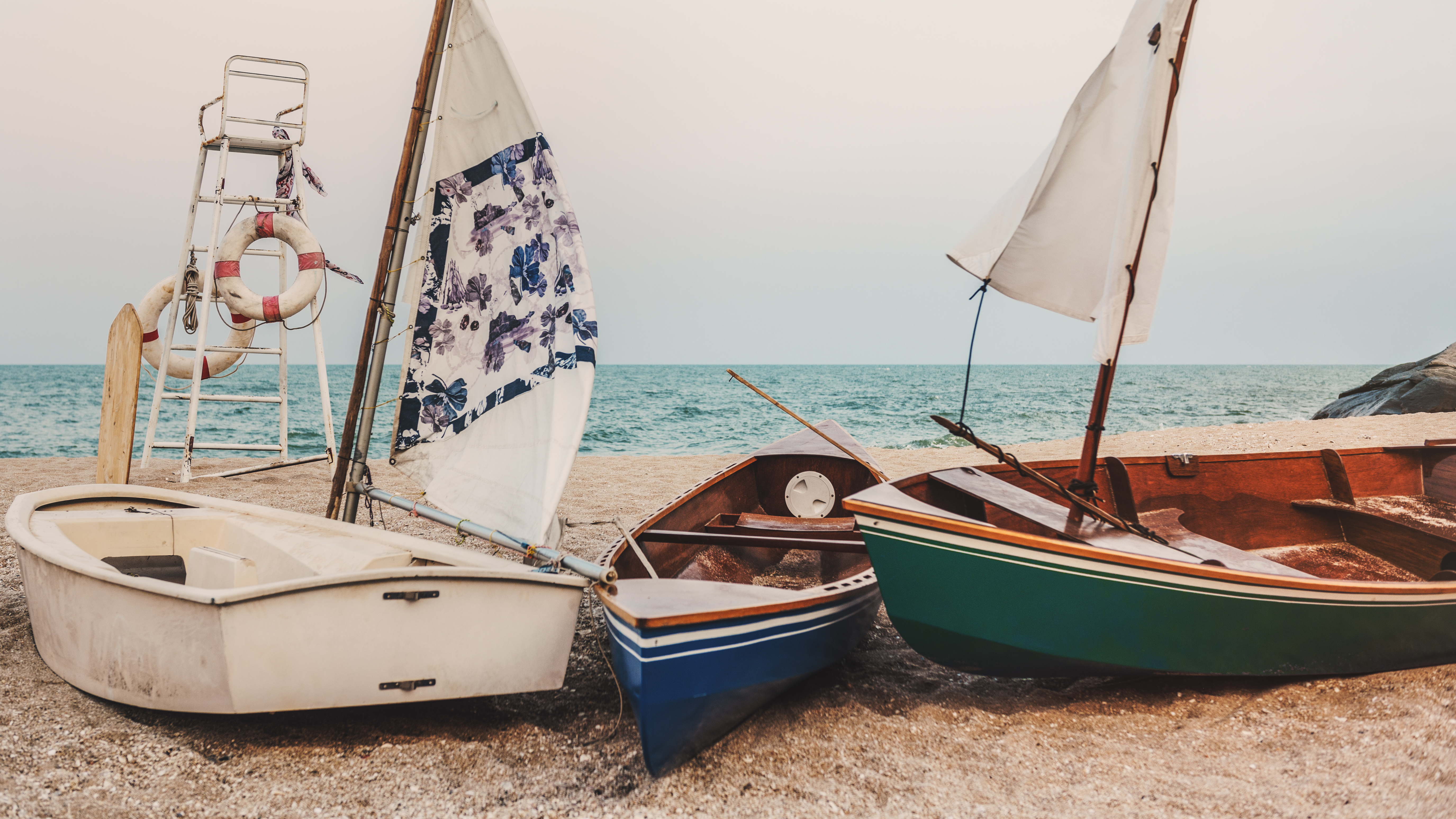 Organización y supervisión de la preparación de la embarcación y la zona de trabajo en el entorno náutico